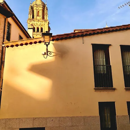 La Casa De Tentenecio Проживание в семье *